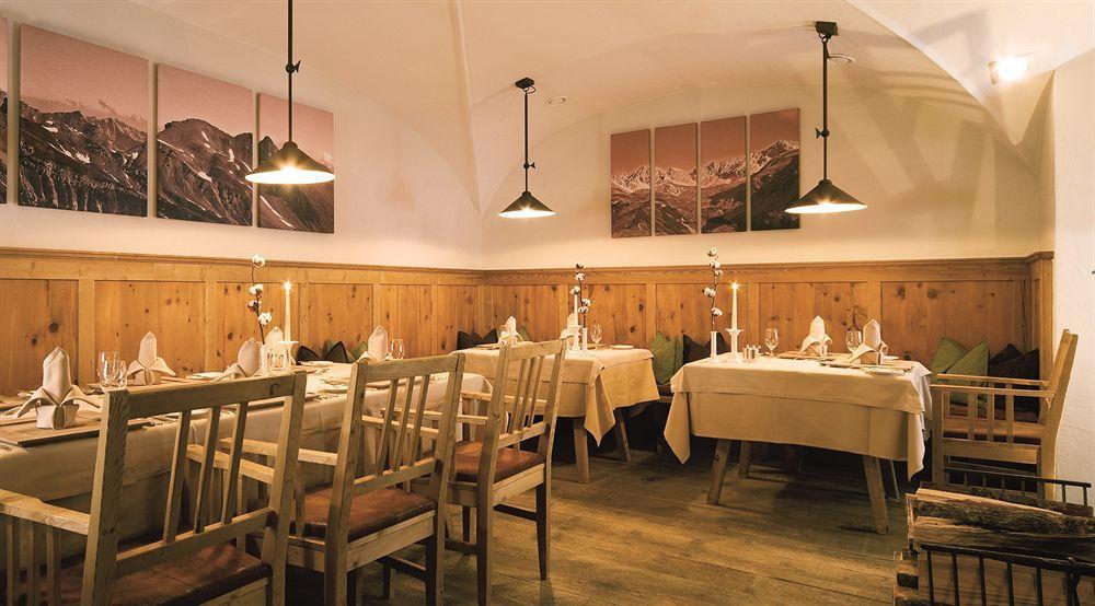 圣安东阿尔贝格 Raffl'S St. Antoner Hof酒店 外观 照片